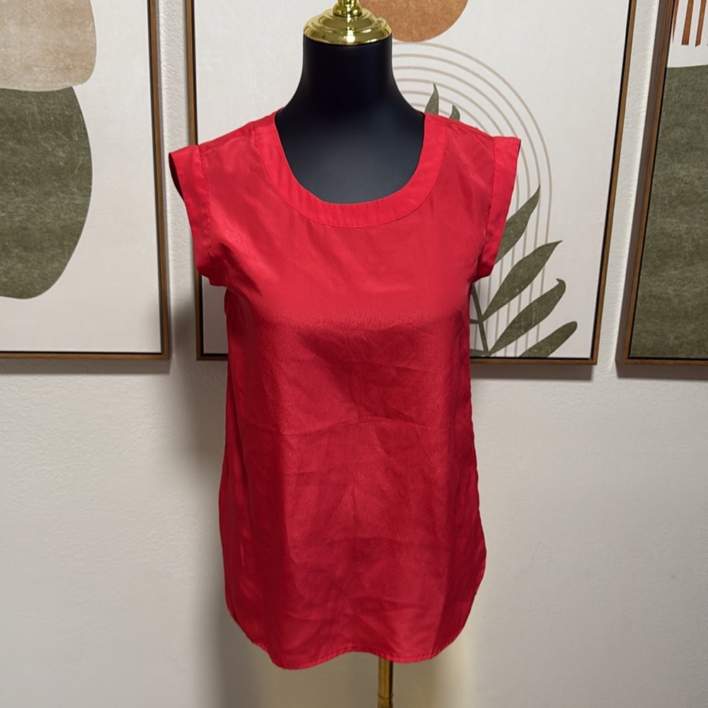 3/$10 J. Crew Vibrant Red Sleeveless Blouse